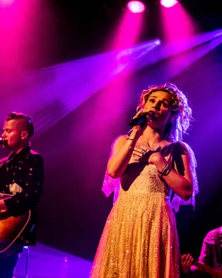 Clare Bowen Lutherville Timonium