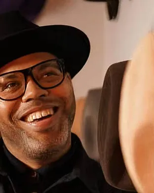 Eric Roberson Alexandria