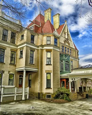 House of Heavy Washington