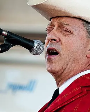 Junior Brown Alexandria