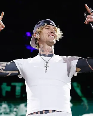Machine Gun Kelly Bristow