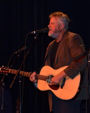 Robert Earl Keen Fredericksburg