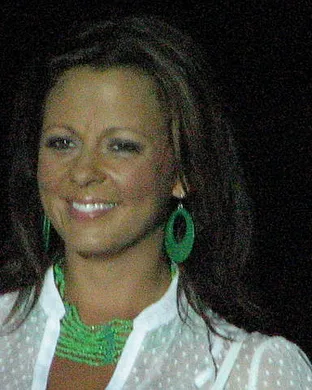 Sara Evans Alexandria